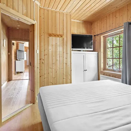 Holiday home W Wilderness Feeling 20 Min From Airport Maura